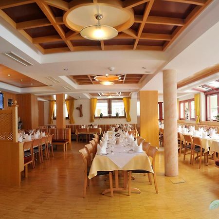 Panoramahotel Guertl Haus im Ennstal Eksteriør bilde