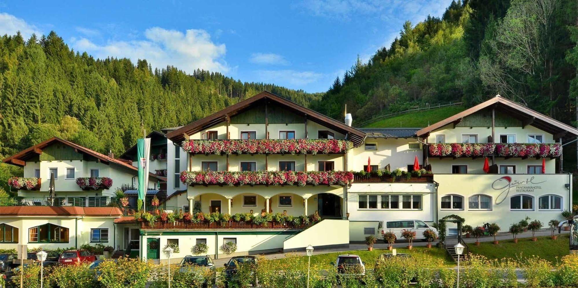 Panoramahotel Guertl Haus im Ennstal Eksteriør bilde